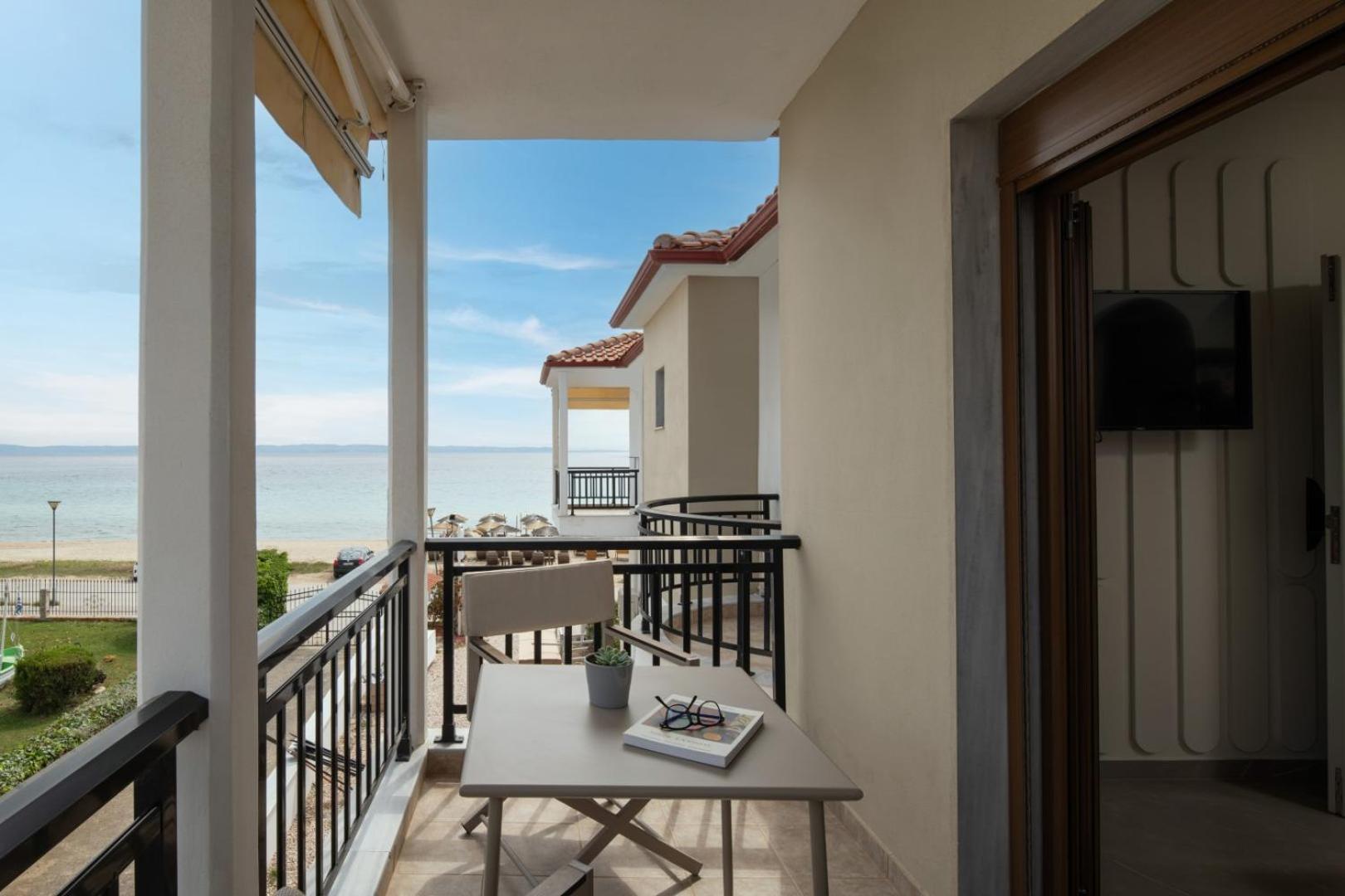 شقة Assano Seafront Luxury نيكيتي المظهر الخارجي الصورة